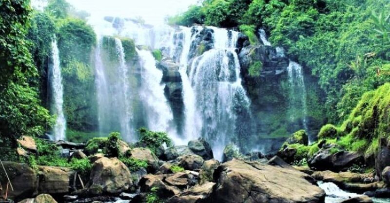 Pesona Alam Air Terjun di Lampung