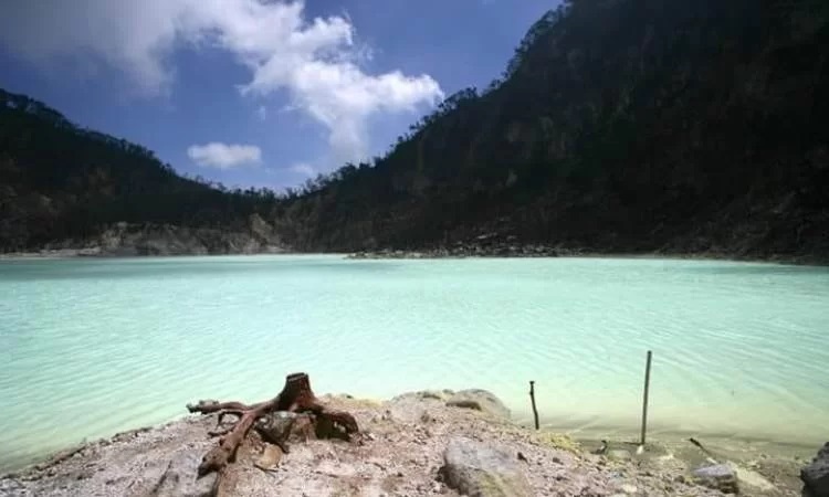Kawah Putih