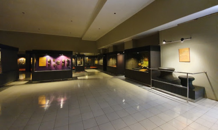 Museum Negeri Nusa Tenggara Barat