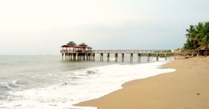 Liburan Menyenangkan di Pantai Nuansa Bali Anyer, Banten