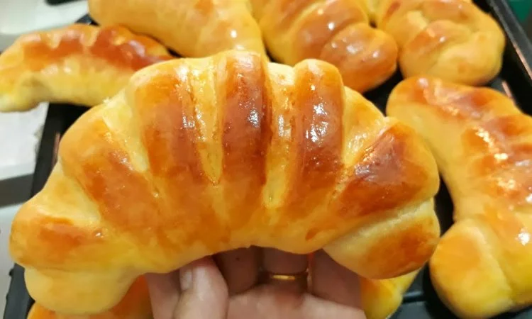 Resep Roti Goreng Pakai Adonan Donat Yang Praktis dan Empuk