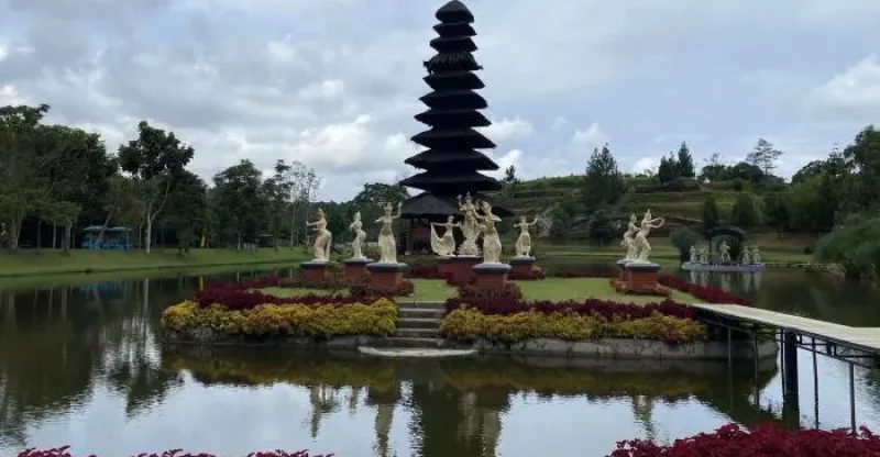 Taman Lembah Dewata